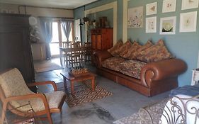 Daisy Country Lodge